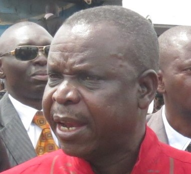 Governor Lokonga speaks to journalists after touchdown at Yei airstrip on Thursday 1